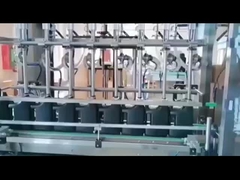 Volledig automatische tandwiel smeermiddelen olie motor motor olie flessen vuller vuller deksel en etikettering pakket